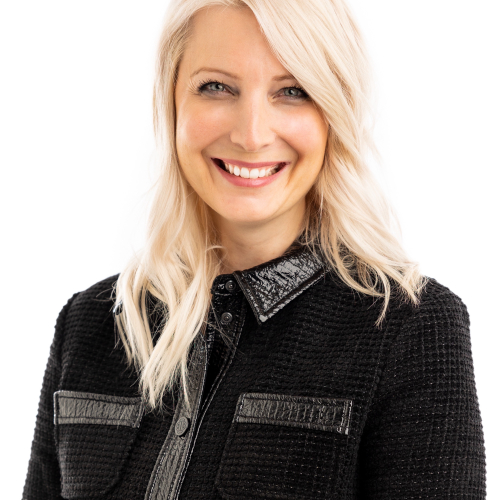 Kuvassa Perus­suomalaiset -puolueen ehdokas Laura Huhtasaari