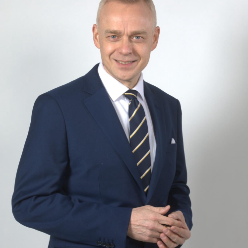 Kuvassa Kokoomus -puolueen ehdokas Timo Heinonen