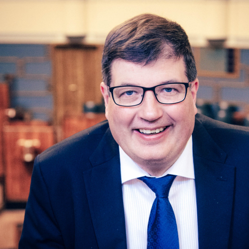 Kuvassa Kokoomus -puolueen ehdokas Arto Satonen