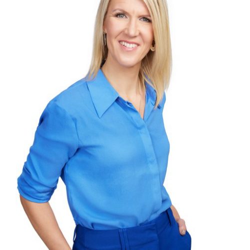 Kuvassa Kokoomus -puolueen ehdokas Sari Multala