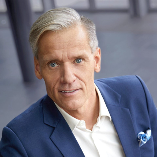 Kuvassa Kokoomus -puolueen ehdokas Pauli Kiuru