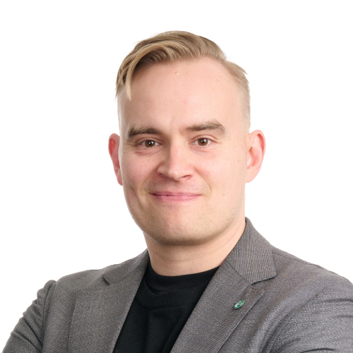 Kuvassa Vihreät -puolueen ehdokas Atte Harjanne