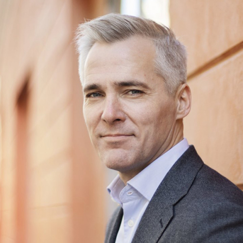 Kuvassa Rkp -puolueen ehdokas Anders Adlercreutz