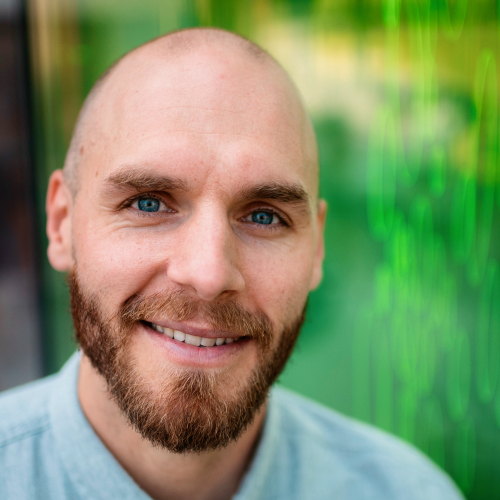 Kuvassa Vasemmisto­liitto -puolueen ehdokas Timo Furuholm