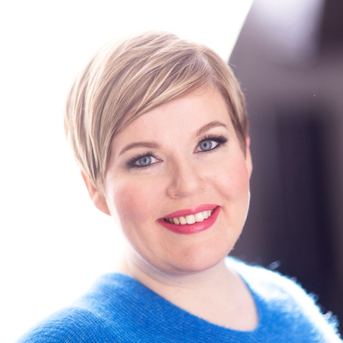 Kuvassa Keskusta -puolueen ehdokas Annika Saarikko