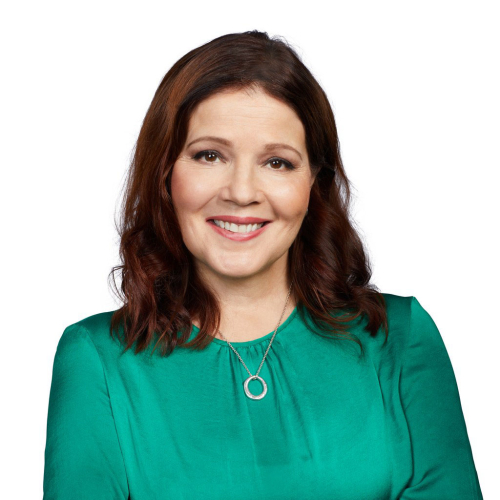 Kuvassa Kokoomus -puolueen ehdokas Sari Sarkomaa