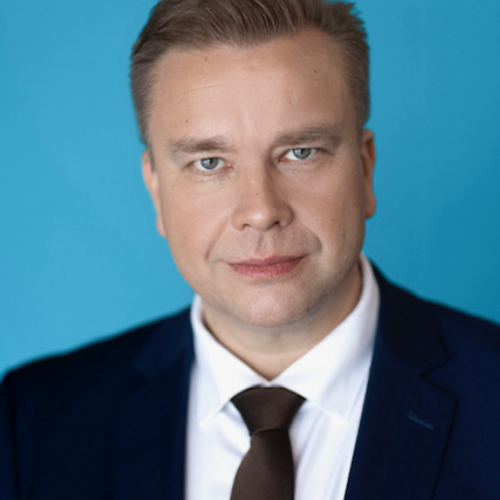 Kuvassa Keskusta -puolueen ehdokas Antti Kaikkonen