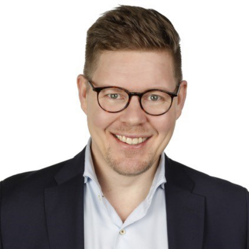 Kuvassa Sdp -puolueen ehdokas Antti Lindtman